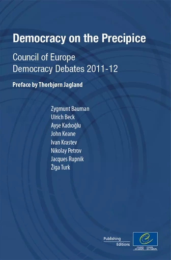 Democracy on the precipice -  Collectif - Conseil de l'Europe