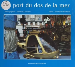 Le port du dos de la mer